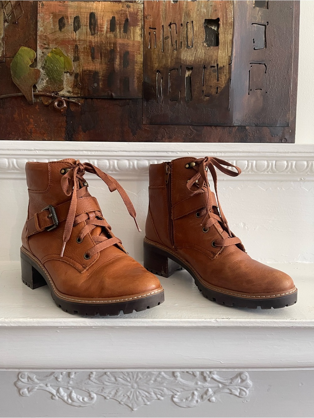 Naturalizer "Tia" Leather Combat Ankle Booties Size 8M
